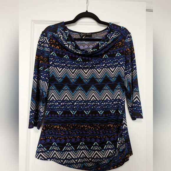 Stylish Women's Tunic Top - Picture 1 of 2